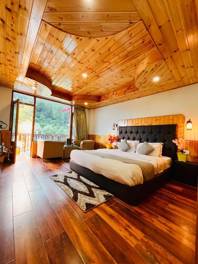 Hotel Himalayan River- Riverside Hotel Manāli エクステリア 写真