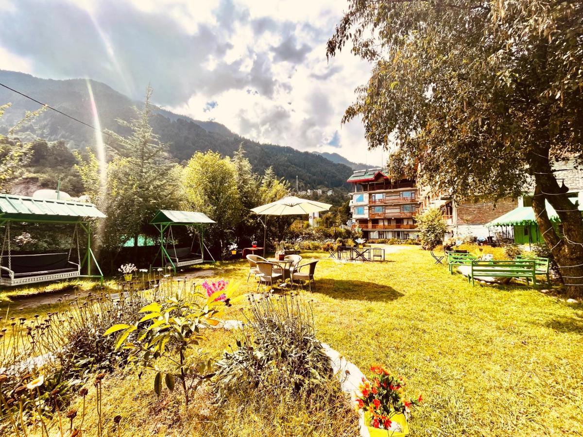 Hotel Himalayan River- Riverside Hotel Manāli エクステリア 写真