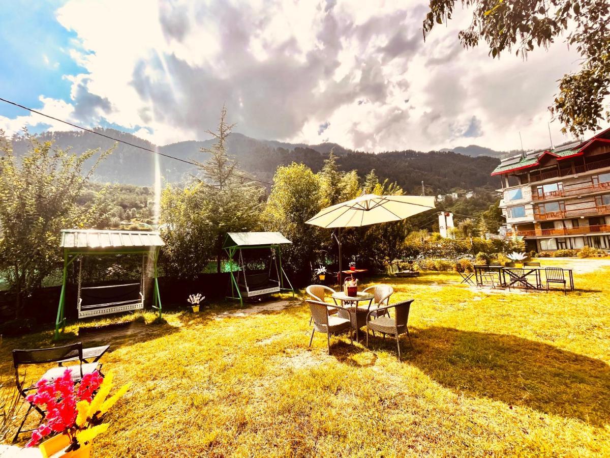 Hotel Himalayan River- Riverside Hotel Manāli エクステリア 写真